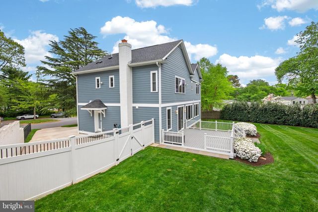 4 ORLEANS TER, Kensington, MD 20895