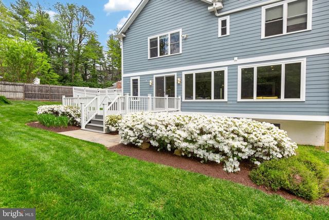 4 ORLEANS TER, Kensington, MD 20895