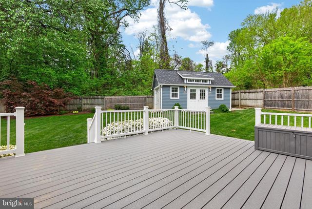 4 ORLEANS TER, Kensington, MD 20895