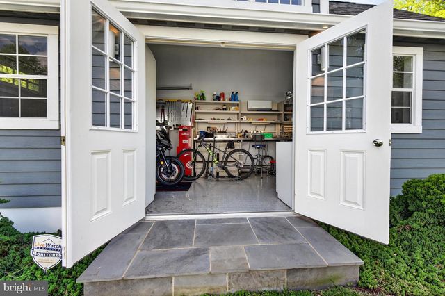 4 ORLEANS TER, Kensington, MD 20895