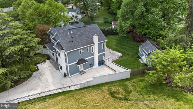 4 ORLEANS TER, Kensington, MD 20895