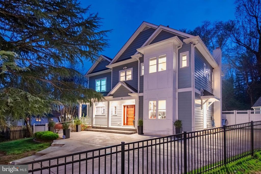 4 ORLEANS TER, Kensington, MD 20895