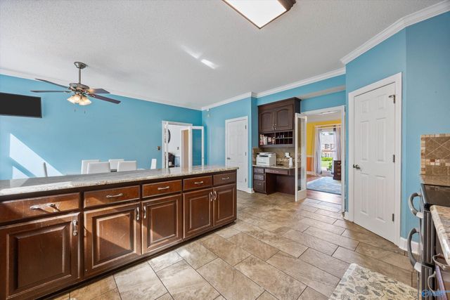 119 Caenstone Court, Madison, AL 35758