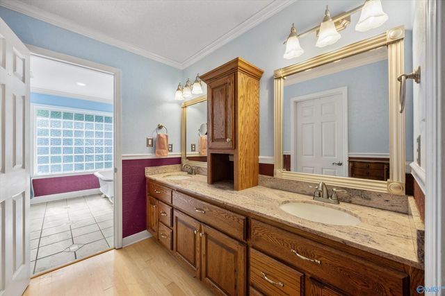 119 Caenstone Court, Madison, AL 35758