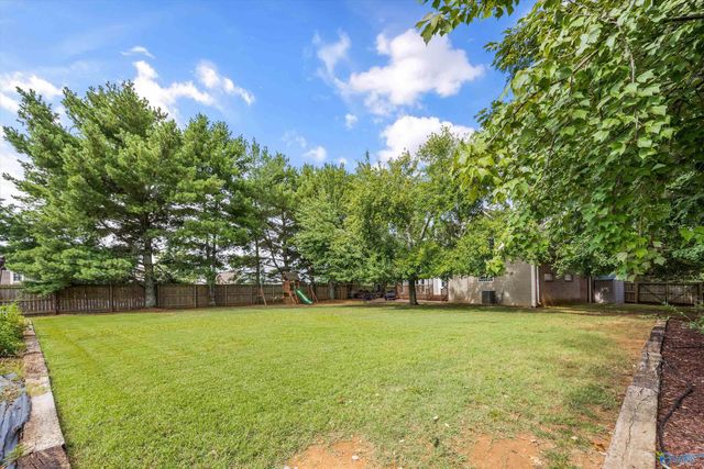 119 Caenstone Court, Madison, AL 35758