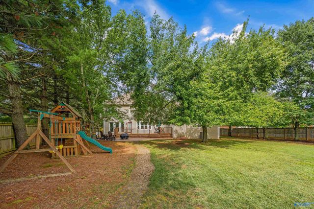 119 Caenstone Court, Madison, AL 35758