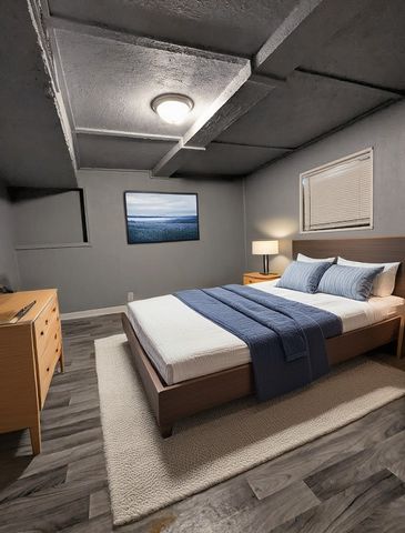 8601 S Kingston Avenue, Chicago, IL 60617