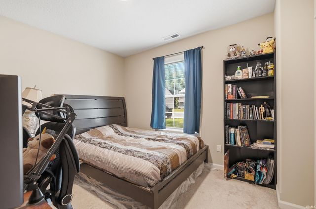 1582 Cuprum Pass, Fort Wayne, IN 46845