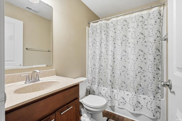 1582 Cuprum Pass, Fort Wayne, IN 46845