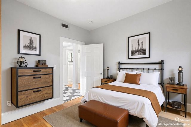 72 Mozart 2, Boston, MA 02130