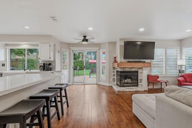 9281 Abert Ct, Elk Grove, CA 95758