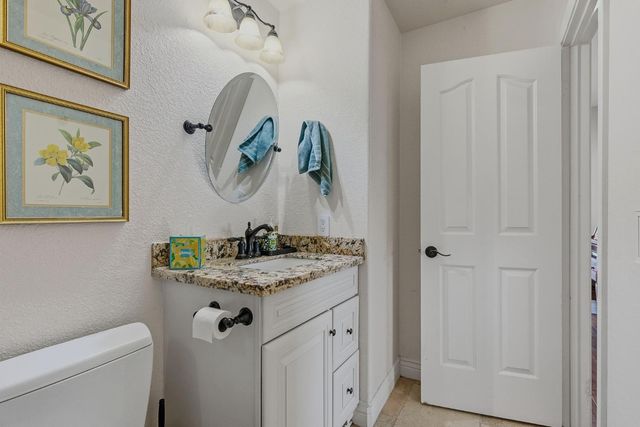 9281 Abert Ct, Elk Grove, CA 95758