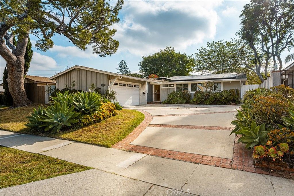 18814 Fonthill Avenue, Torrance, CA 90504