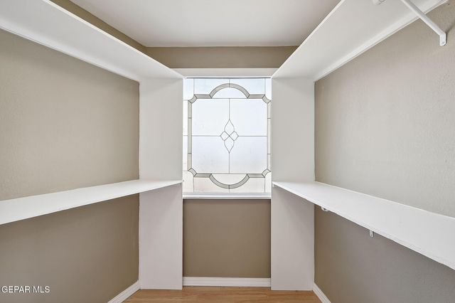 320 MIRASOL Drive, El Paso, TX 79907