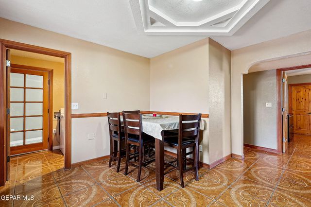 320 MIRASOL Drive, El Paso, TX 79907