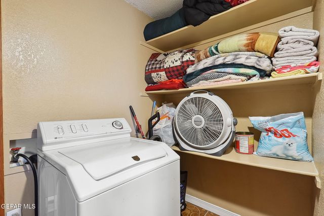 320 MIRASOL Drive, El Paso, TX 79907