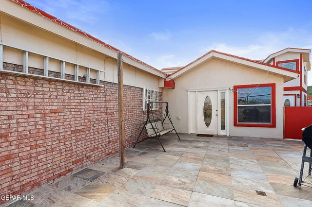 320 MIRASOL Drive, El Paso, TX 79907
