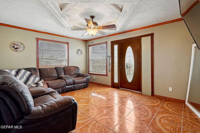 320 MIRASOL Drive, El Paso, TX 79907