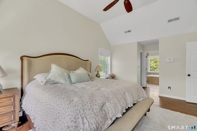 94 Cooks Lane, Guilford, CT 06437