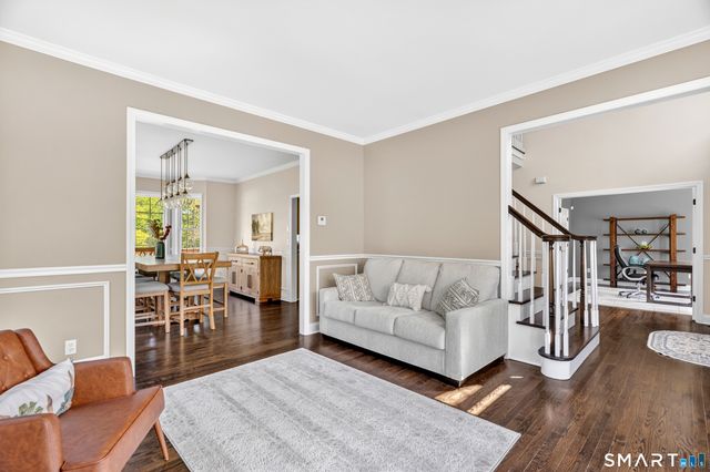 94 Cooks Lane, Guilford, CT 06437