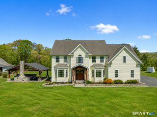 94 Cooks Lane, Guilford, CT 06437