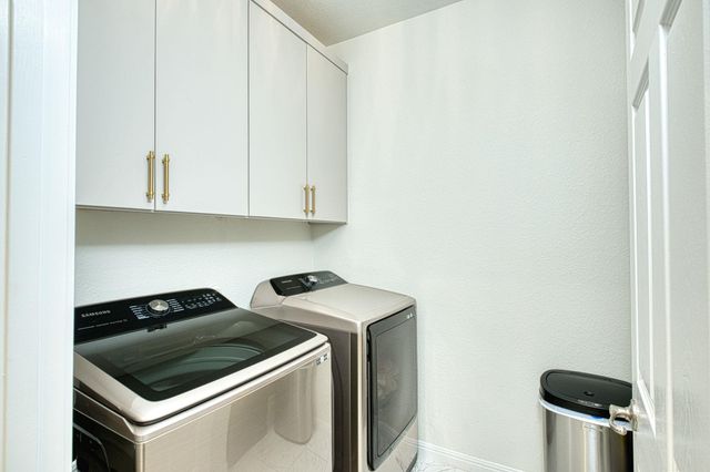 7233 Menchaca RD 10, Austin, TX 78745