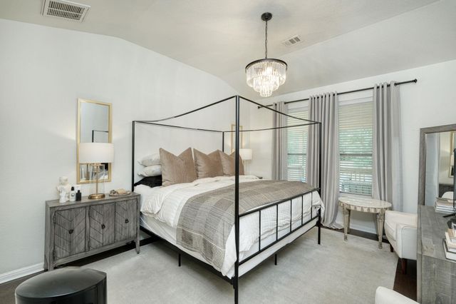 7233 Menchaca RD 10, Austin, TX 78745