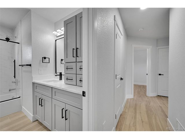 3140 S University Blvd, Denver, CO 80210