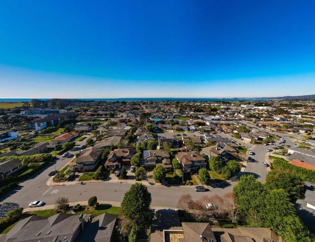 736 Arroyo Leon Drive, Half Moon Bay, CA 94019