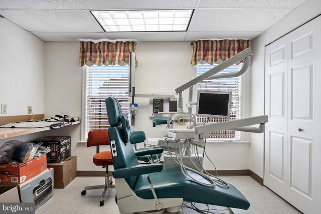 24-26 W BROAD ST, Paulsboro, NJ 08066