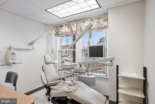 24-26 W BROAD ST, Paulsboro, NJ 08066