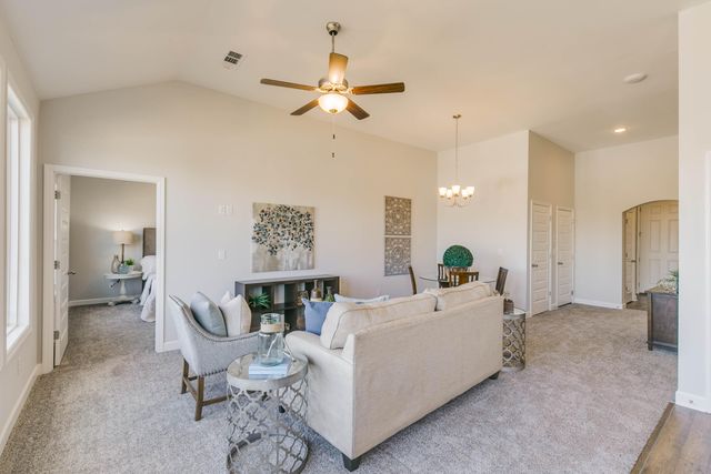 1011 Fortitude Trail 12, Chattanooga, TN 37421