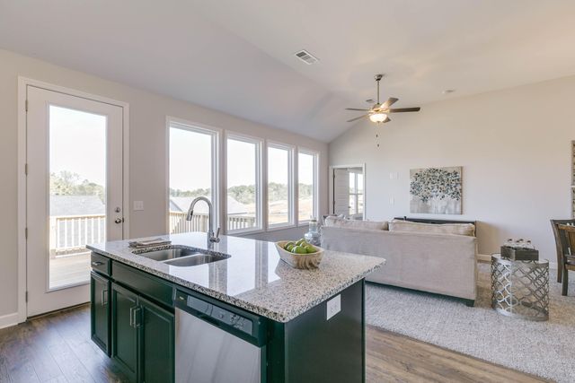1011 Fortitude Trail 12, Chattanooga, TN 37421