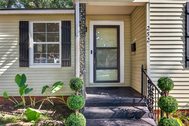 252 E Linden Street, Shreveport, LA 71104