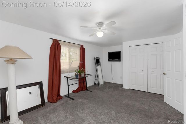 27526 Bridle Hills Drive, Farmington Hills, MI 48336