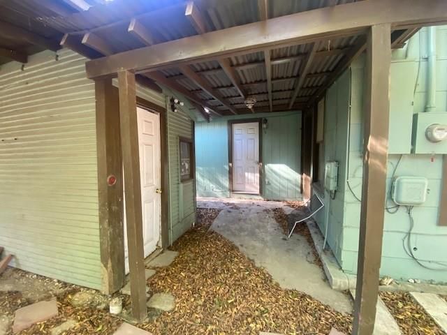 523 S Rio Grande ST, Lockhart, TX 78644