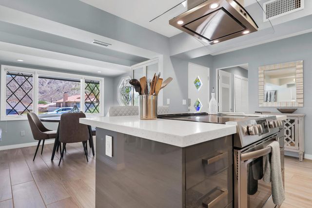 54677 Avenida Diaz, La Quinta, CA 92253