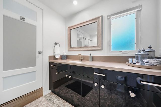 54677 Avenida Diaz, La Quinta, CA 92253