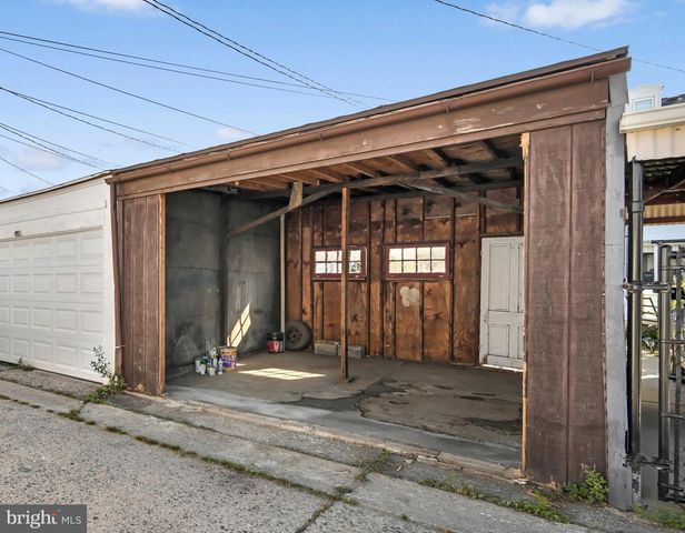 1014 MOSS ST, Reading, PA 19604