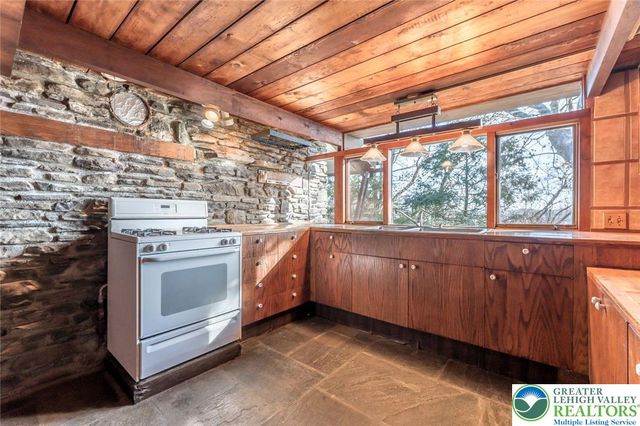 115 Marruth Avenue, Forks Twp, PA 18040