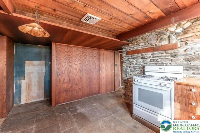 115 Marruth Avenue, Forks Twp, PA 18040