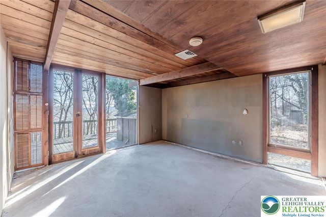 115 Marruth Avenue, Forks Twp, PA 18040