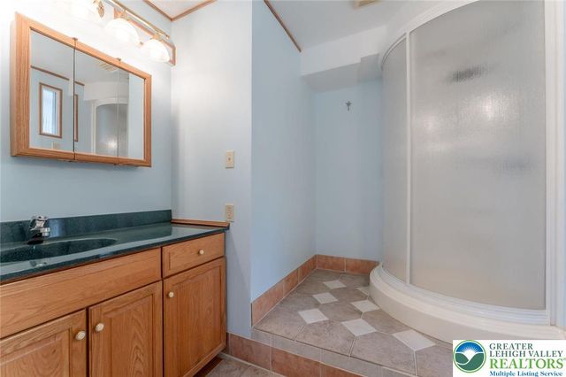 115 Marruth Avenue, Forks Twp, PA 18040