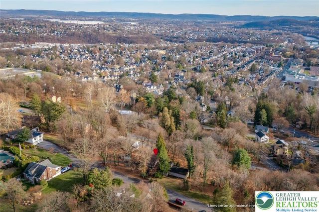 115 Marruth Avenue, Forks Twp, PA 18040