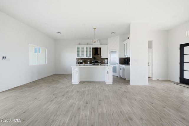 5473 N 382nd Lane, Tonopah, AZ 85354