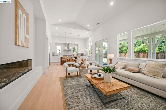 106 Providence Place, Pleasant Hill, CA 94523