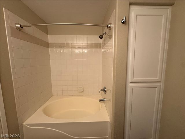 950 Seven Hills Drive 1723, Henderson, NV 89052
