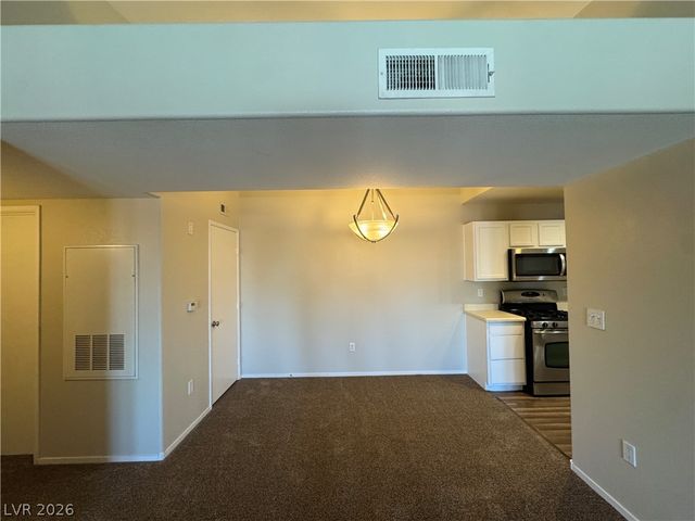 950 Seven Hills Drive 1723, Henderson, NV 89052