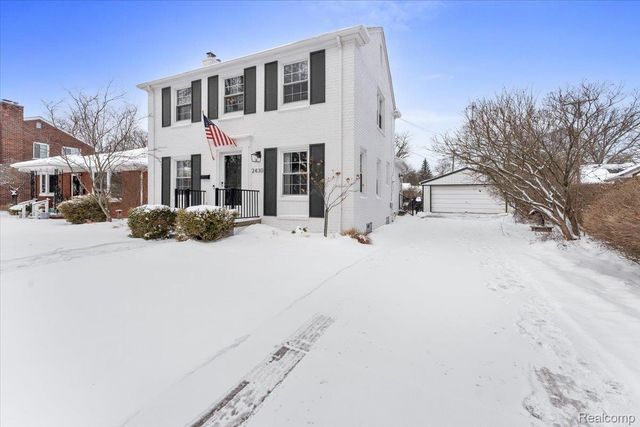 2430 Chelsea Street, Trenton, MI 48183