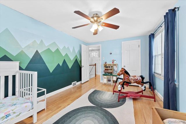 2430 Chelsea Street, Trenton, MI 48183